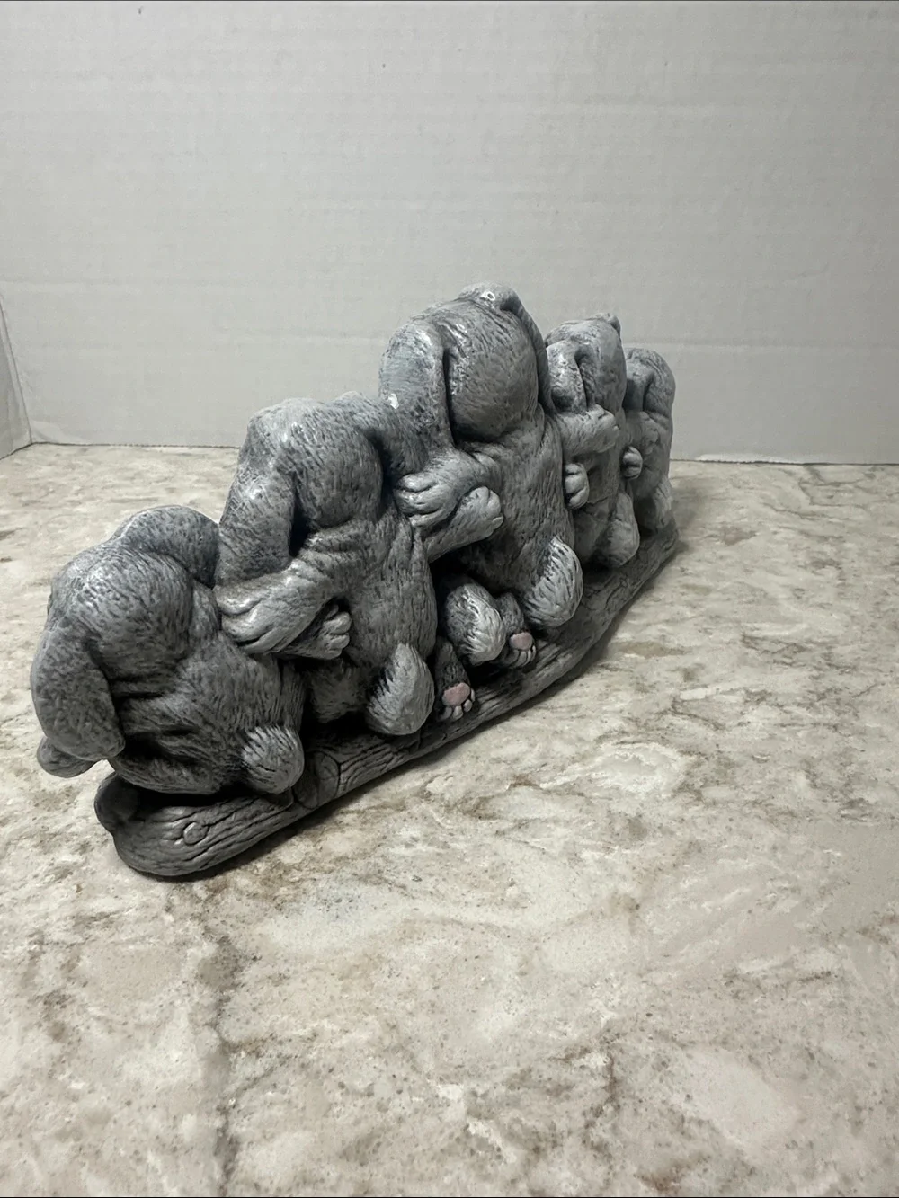 Gray Bunny Family Figurine Décor